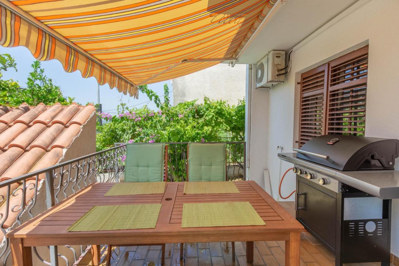 פודסטראנה Apartman Dag מראה חיצוני תמונה