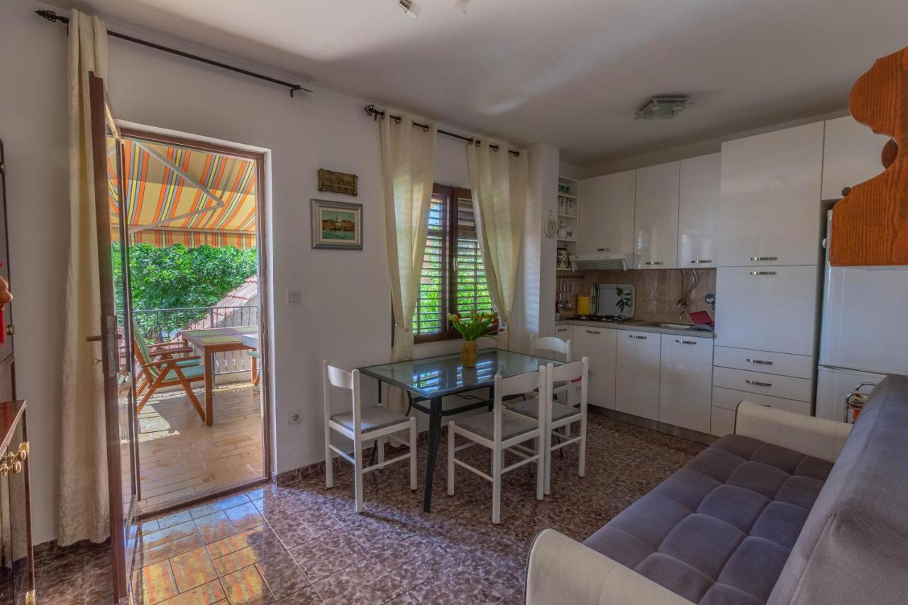 פודסטראנה Apartman Dag מראה חיצוני תמונה